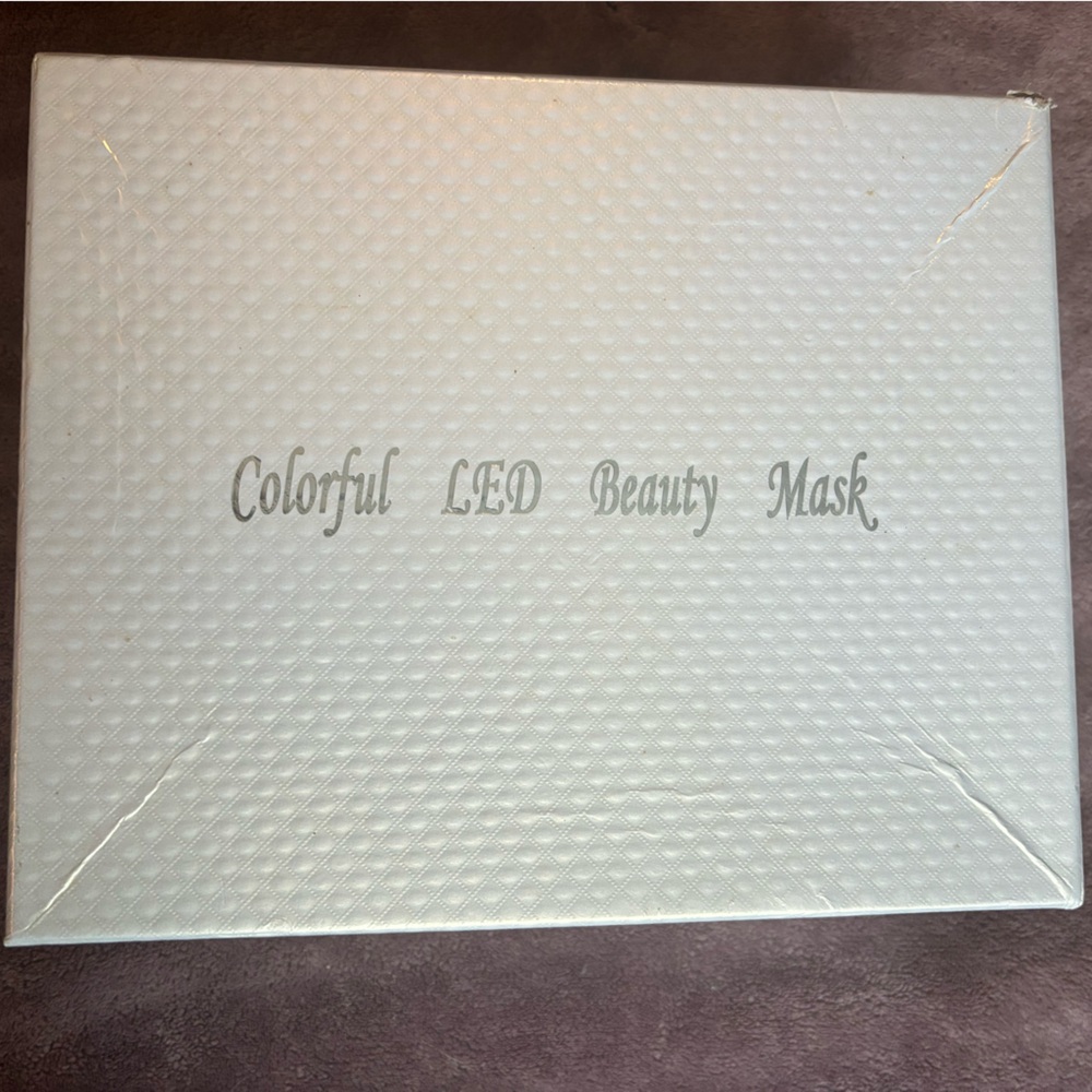 Colourful LED Beauty Mask - Picture 2 of 9